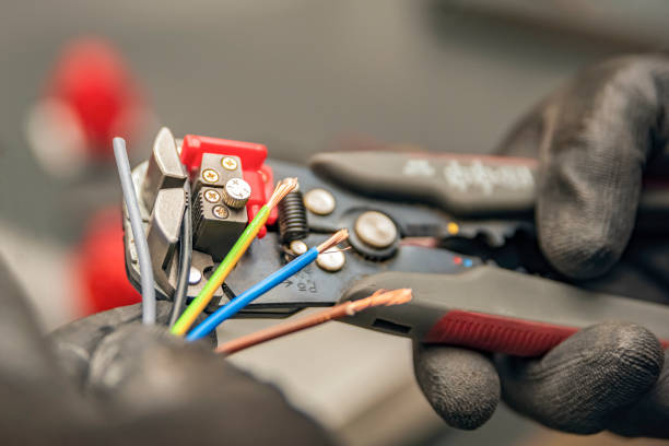 Best Electrician Near Me  in Live Oak, TX